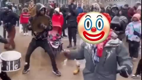 Clown Mayor Lightfoot dances in streets at Chinese new year parade as crime soars 61% in Chicago
