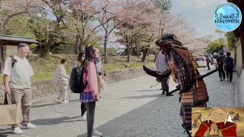 "Reagindo ao SAMURAI Mannequin Prank em Kyoto! 😱🎎"