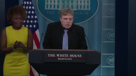 Actor Who Played Luke Skywalker Shows Up At WH Briefing, Proceeds To Gush Over Biden