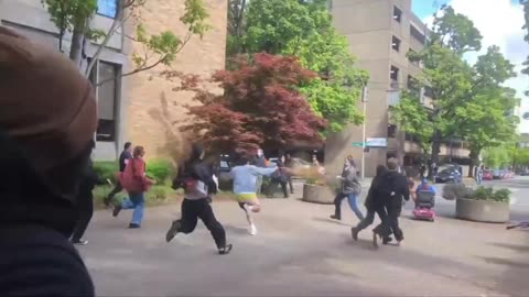 Driver Chased by Protestors in Portland