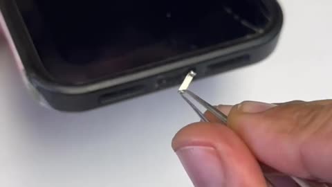 How to fix charging problem on iPhone with a simple trick ✨