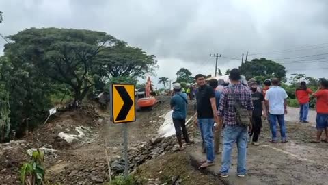 National Road Collapsed Again in The Seulawah Area | Aceh to North Sumatra