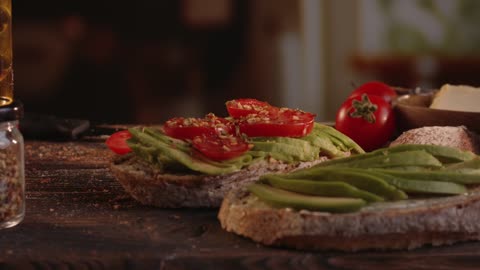 Avacado & Tomato Sandwich - What's not to Love!