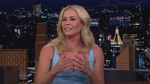 Chelsea Handler believes sun and moon the same thing