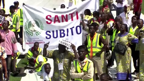 Pope, young people chant against corruption in DRC