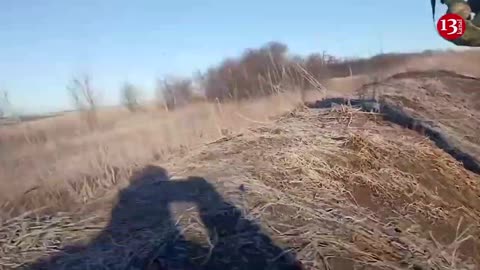 This is how Ukrainian soldiers hit the moving Russian armored vehicles