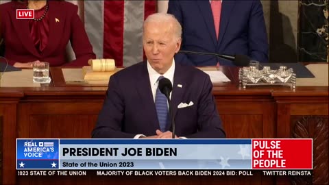 Watch as Pres. Joe Biden fumbles words and then tries to catch up with the teleprompter.
