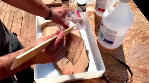 How to make an epoxy resin board
