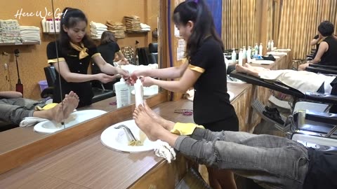 Hoang Trieu barber shop massage full care service a hot place in Saigon