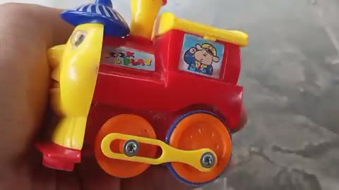 Play cute and cool animated toy trains