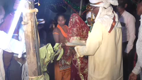 indian wedding in love