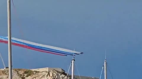 The Russian tricolor appeared at the parade in Marseille The elite French