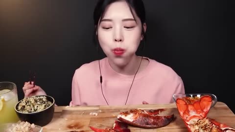 MUKBANG BUTTER GRILLED SEAFOOD GIANT LOBSTER ASMR