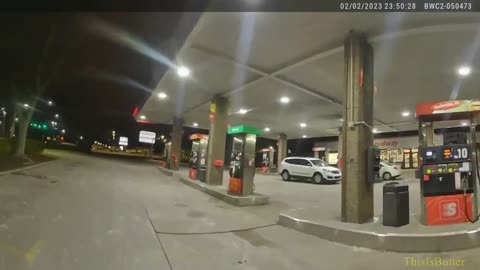 Body cam shows officer's encounter with man with long gun at gas station