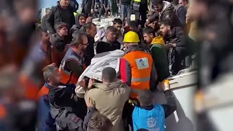 TURKEY EARTHQUAKE: Police Say They Are Continuing To Pull People From The Rubble