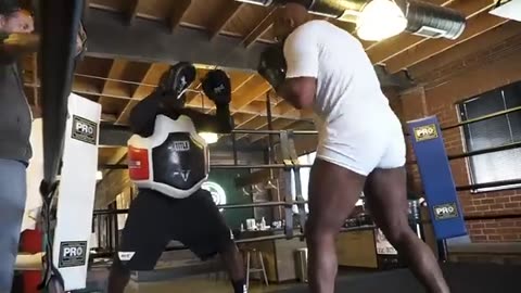 MIKE TYSON TRAINING FOR JAKE PAUL