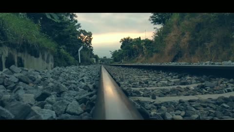CINEMATIC VIDEOS AROUND THE RAIL RELLS