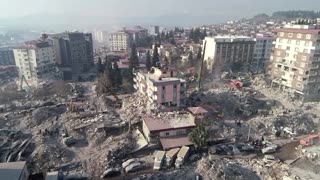 Earthquake fans anti-Syrian sentiment in Turkey