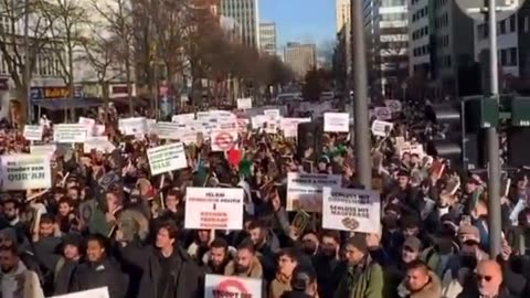 Allahu Akbar Chants in Germany: Thousands of Muslims protest the burning of the Qur'an in Sweden