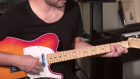 How To Play Arpeggios & Chords With Line Cliche