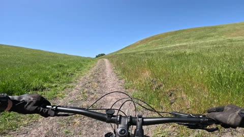 [MTB] Mt. Diablo Foothills (Diablo, Ca); Wall Point Fire Road