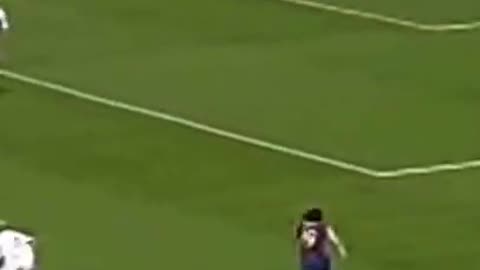 Messi Smooth dribbling