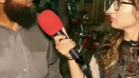 Reporter Asked to pakistani whom Kashmir Is India Or Pakistan !