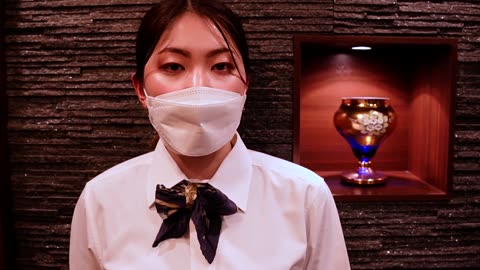 💈ASMR Shaving by a female barber will give you beautiful skin
