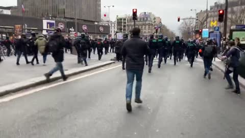 French Authorities Stop Pension Protests In Paris & Across France