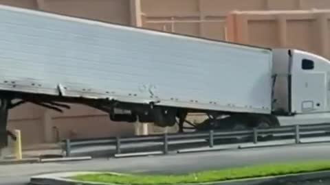 Funny people, truck driver decides to destroy his truck
