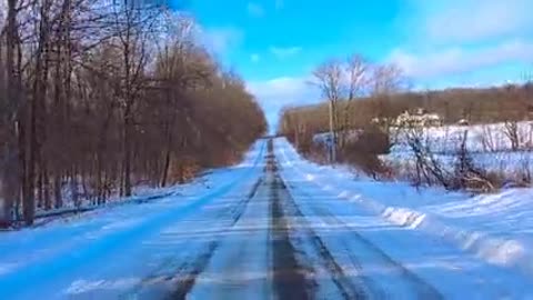 Video will riding on snowy road