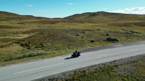 Arctic Circle Motorcycle Tour | Harley Davidson Road King | Trailer