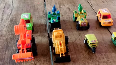 Muddy Auto Rickshaw And Tractor Help Animal And Water Jump Muddy Cleaning | Tractor Video | Mud Toys