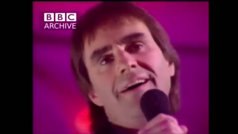 Chris De Burgh: Lady In Red - On Top of the Pops - August 7, 1986 (My "Stereo Studio Sound" Re-Edit)