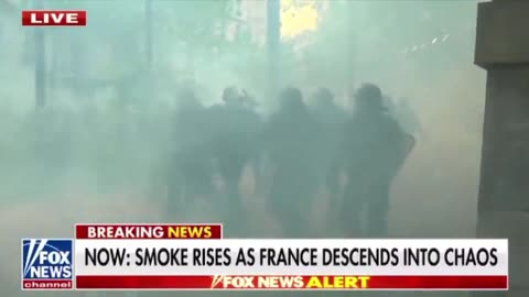 FRANCE DESCENDS INTO CHAOS! MAY DAY MAY DAY !!