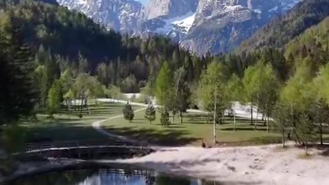 The magical Lake Jasna in Slovenia 🇸🇮