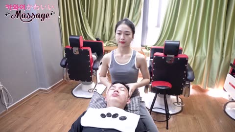 The strong massage force acts on the back, the feeling is hard to describe