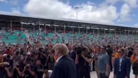 Formula 1 enthusiasts welcome Donald Trump with chants of ‘USA!’