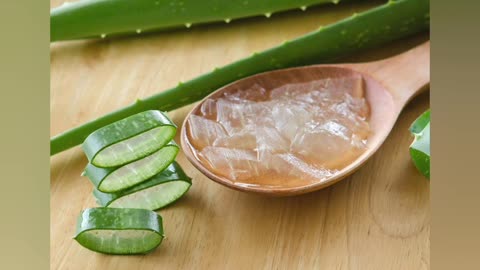 3 Benefits Of Aloe Vera Gel For Skin , Hair and Health.It is for Sunburn Relief and Dry Skin.....!