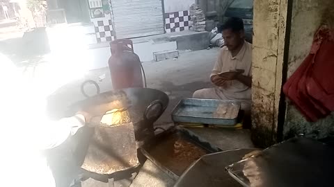 Halwa Pori