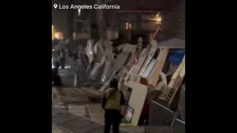 🚨BREAKING: Full blown anarchy and chaos have erupted at UCLA campus Los Angeles l California