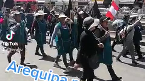 AREQUIPA PERU PRESENTE EN PROTESTAS