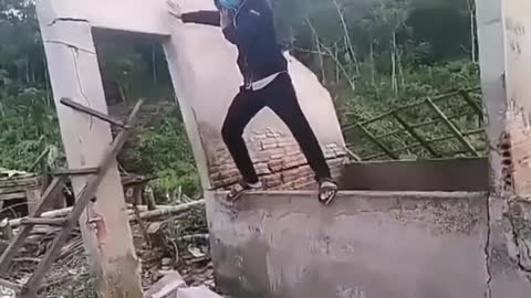 Funny people, tough guy knock over a wall but he does not watch his back demolition