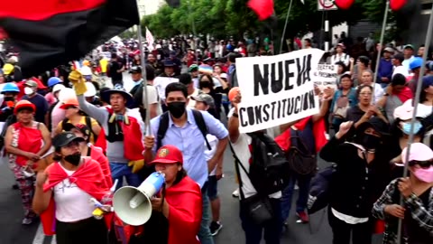 Peruvians continue to march as their call for new elections goes nowhere