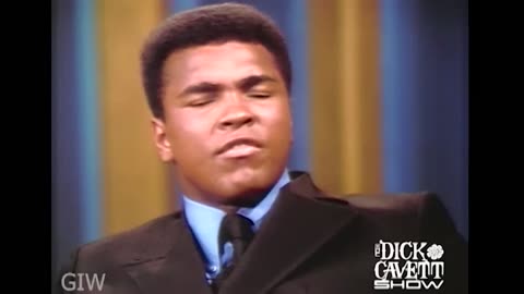 Muhammad Ali : Refuses to join the Vietnam War