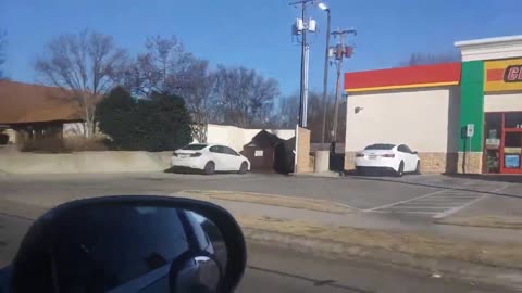 DRIVING AROUND PARIS, TX Slow Motion PINE BLUFF, LAMAR