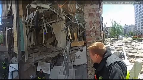 New bodycam video shows moments after deadly Ohio building gas explosion