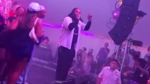 Rapper Waka Flocka Flame leads Trump 2024 chant at concert