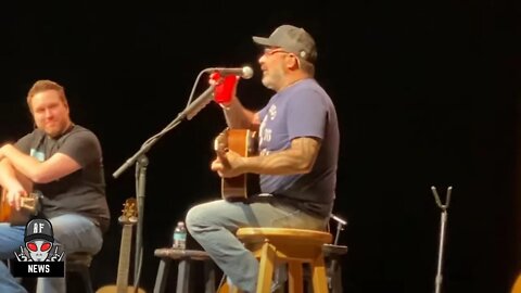 Aaron Lewis Tells The Crowd How He Feels About Roe vs Wade