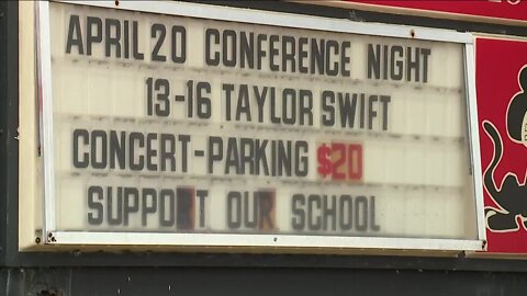 Neighbors near Raymond James look to cash in on Taylor Swift concert parking